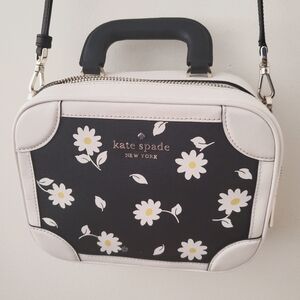 Kate Spade Daisy Traveler Trunk Crossbody Bag